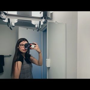 Meet your Posher, Sara